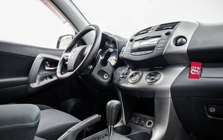 Toyota RAV4, 2011 год, 1 647 000 рублей, 31 фотография