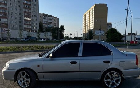 Hyundai Accent II, 2005 год, 450 000 рублей, 2 фотография