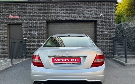 Mercedes-Benz C-Класс, 2012 год, 1 750 000 рублей, 6 фотография