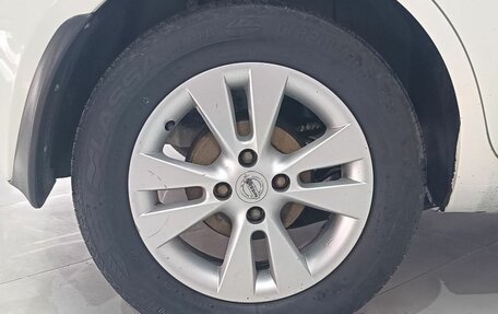 Nissan Note II рестайлинг, 2011 год, 650 000 рублей, 22 фотография