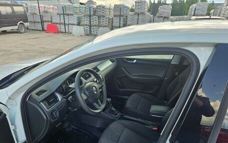 Skoda Rapid I, 2018 год, 900 000 рублей, 5 фотография