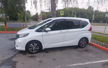 Honda Freed II, 2016 год, 1 450 000 рублей, 5 фотография
