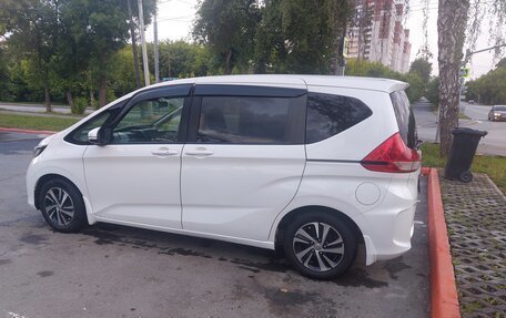 Honda Freed II, 2016 год, 1 450 000 рублей, 6 фотография