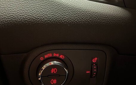 Opel Zafira C рестайлинг, 2013 год, 1 400 000 рублей, 15 фотография