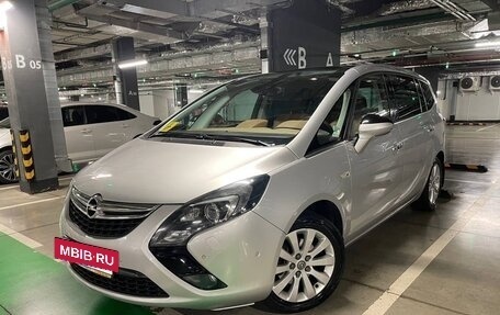 Opel Zafira C рестайлинг, 2013 год, 1 400 000 рублей, 3 фотография