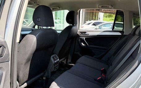 Volkswagen Tiguan II, 2020 год, 2 235 000 рублей, 11 фотография