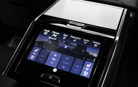 Lexus LX, 2024 год, 14 990 000 рублей, 17 фотография
