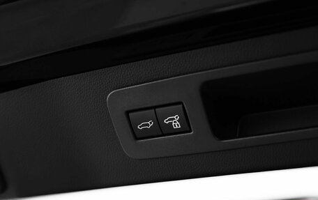 Lexus LX, 2024 год, 14 990 000 рублей, 25 фотография