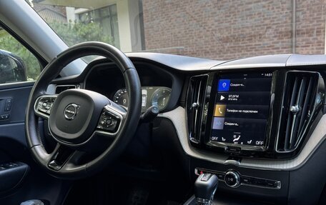Volvo XC60 II, 2018 год, 3 400 000 рублей, 4 фотография