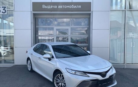 Toyota Camry, 2018 год, 2 490 000 рублей, 3 фотография