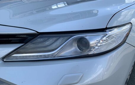 Toyota Camry, 2018 год, 2 490 000 рублей, 20 фотография
