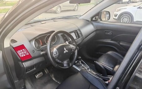 Mitsubishi Outlander III рестайлинг 3, 2007 год, 1 600 000 рублей, 5 фотография