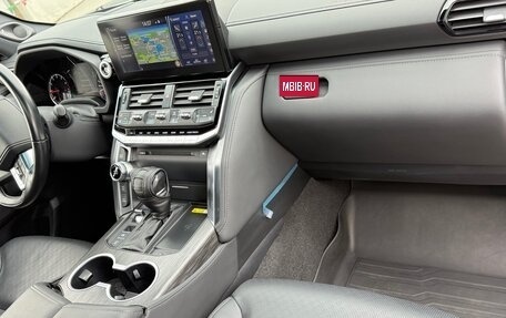 Toyota Land Cruiser, 2021 год, 12 000 000 рублей, 8 фотография