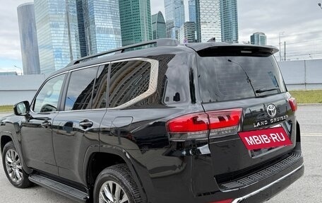 Toyota Land Cruiser, 2021 год, 12 000 000 рублей, 4 фотография