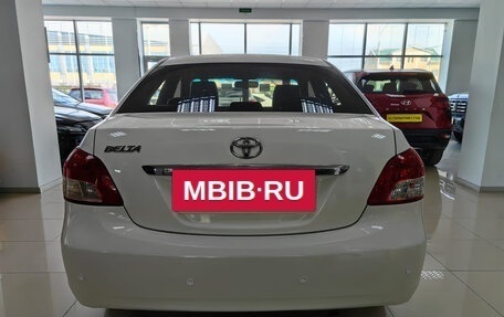 Toyota Belta, 2005 год, 499 000 рублей, 10 фотография
