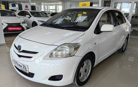 Toyota Belta, 2005 год, 499 000 рублей, 5 фотография