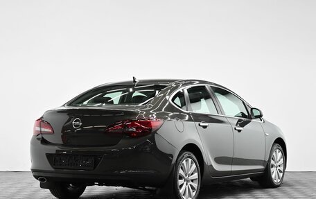 Opel Astra J, 2013 год, 855 000 рублей, 4 фотография
