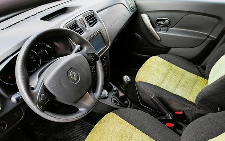 Renault Sandero II рестайлинг, 2015 год, 849 900 рублей, 11 фотография