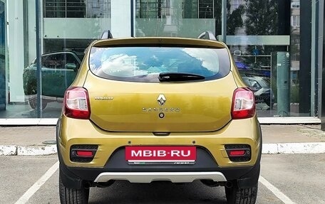Renault Sandero II рестайлинг, 2015 год, 849 900 рублей, 5 фотография