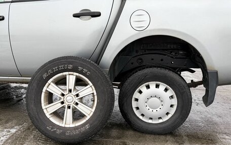 Mitsubishi L200 IV рестайлинг, 2010 год, 900 000 рублей, 12 фотография