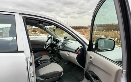 Mitsubishi L200 IV рестайлинг, 2010 год, 900 000 рублей, 11 фотография