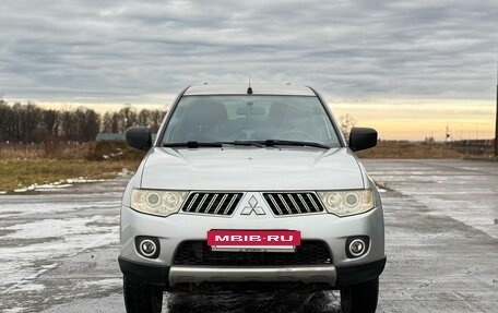 Mitsubishi L200 IV рестайлинг, 2010 год, 900 000 рублей, 4 фотография