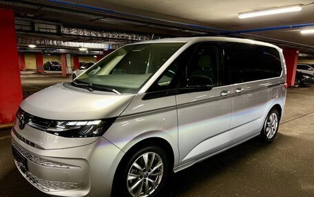 Volkswagen Multivan, 2023 год, 5 950 000 рублей, 2 фотография