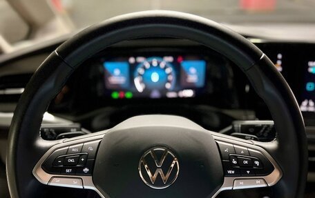 Volkswagen Multivan, 2023 год, 5 950 000 рублей, 9 фотография