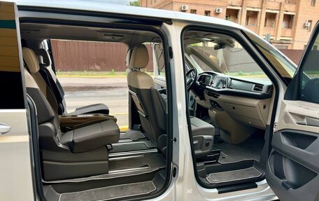 Volkswagen Multivan, 2023 год, 5 950 000 рублей, 28 фотография