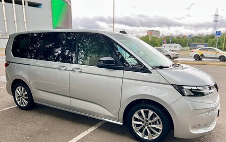 Volkswagen Multivan, 2023 год, 5 950 000 рублей, 34 фотография