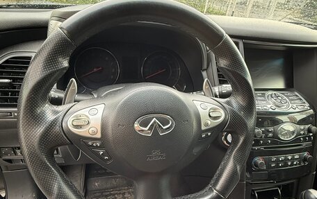 Infiniti FX II, 2011 год, 1 700 000 рублей, 16 фотография