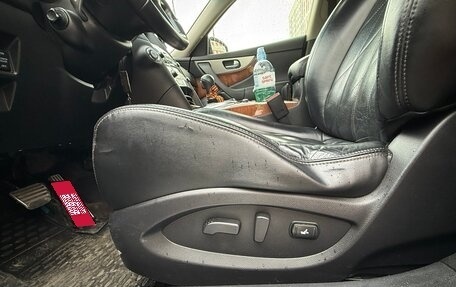 Infiniti FX II, 2011 год, 1 700 000 рублей, 14 фотография
