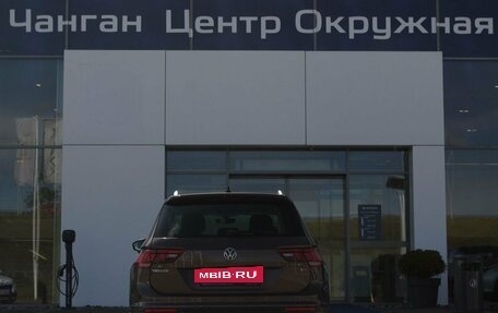 Volkswagen Tiguan II, 2017 год, 2 365 000 рублей, 4 фотография