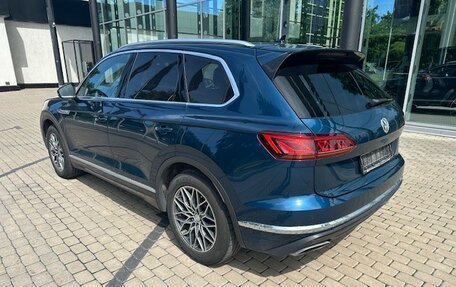 Volkswagen Touareg III, 2019 год, 5 300 000 рублей, 7 фотография
