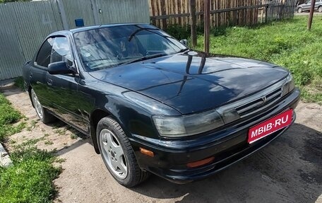 Toyota Vista, 1992 год, 385 000 рублей, 1 фотография