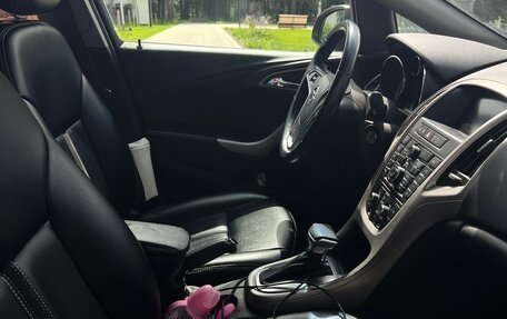Opel Astra J, 2011 год, 770 000 рублей, 1 фотография