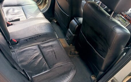 Toyota Avensis III рестайлинг, 2003 год, 550 000 рублей, 10 фотография