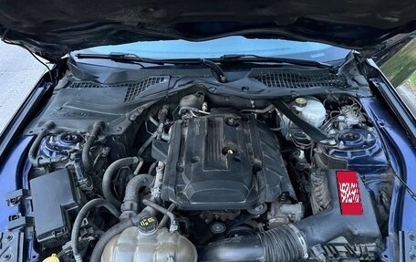 Ford Mustang VI рестайлинг, 2018 год, 2 500 000 рублей, 18 фотография