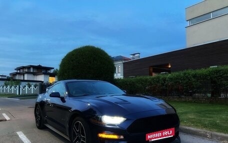 Ford Mustang VI рестайлинг, 2018 год, 2 500 000 рублей, 16 фотография