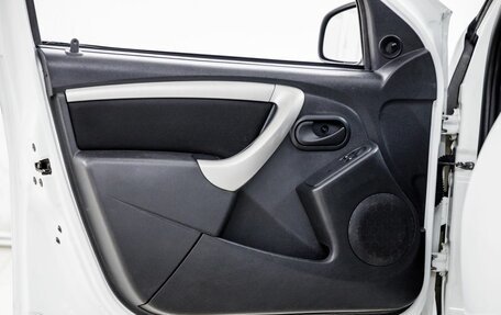 Renault Duster I рестайлинг, 2013 год, 758 000 рублей, 34 фотография