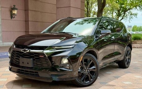 Chevrolet Blazer III, 2022 год, 7 125 000 рублей, 2 фотография
