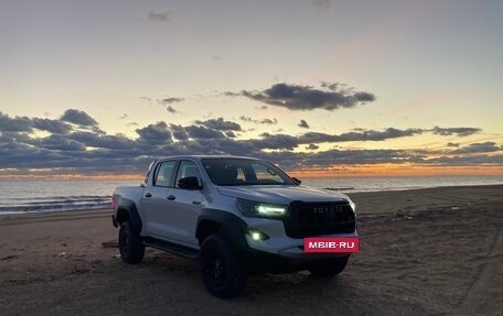 Toyota Hilux VIII, 2024 год, 6 900 000 рублей, 7 фотография