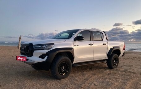Toyota Hilux VIII, 2024 год, 6 900 000 рублей, 8 фотография