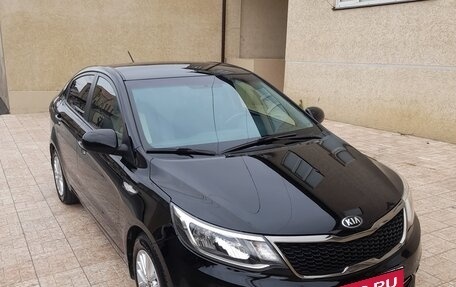 KIA Rio III рестайлинг, 2015 год, 930 000 рублей, 3 фотография