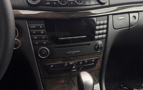 Mercedes-Benz E-Класс, 2003 год, 645 000 рублей, 4 фотография
