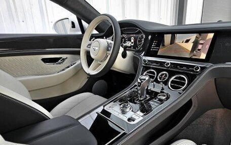 Bentley Continental GT III, 2022 год, 13 900 000 рублей, 12 фотография