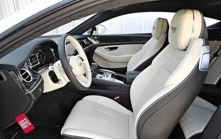 Bentley Continental GT III, 2022 год, 13 900 000 рублей, 10 фотография