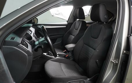 Skoda Octavia, 2015 год, 1 575 000 рублей, 10 фотография