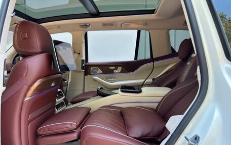 Mercedes-Benz Maybach GLS I, 2024 год, 20 040 000 рублей, 16 фотография