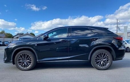 Lexus RX IV рестайлинг, 2022 год, 4 500 001 рублей, 8 фотография